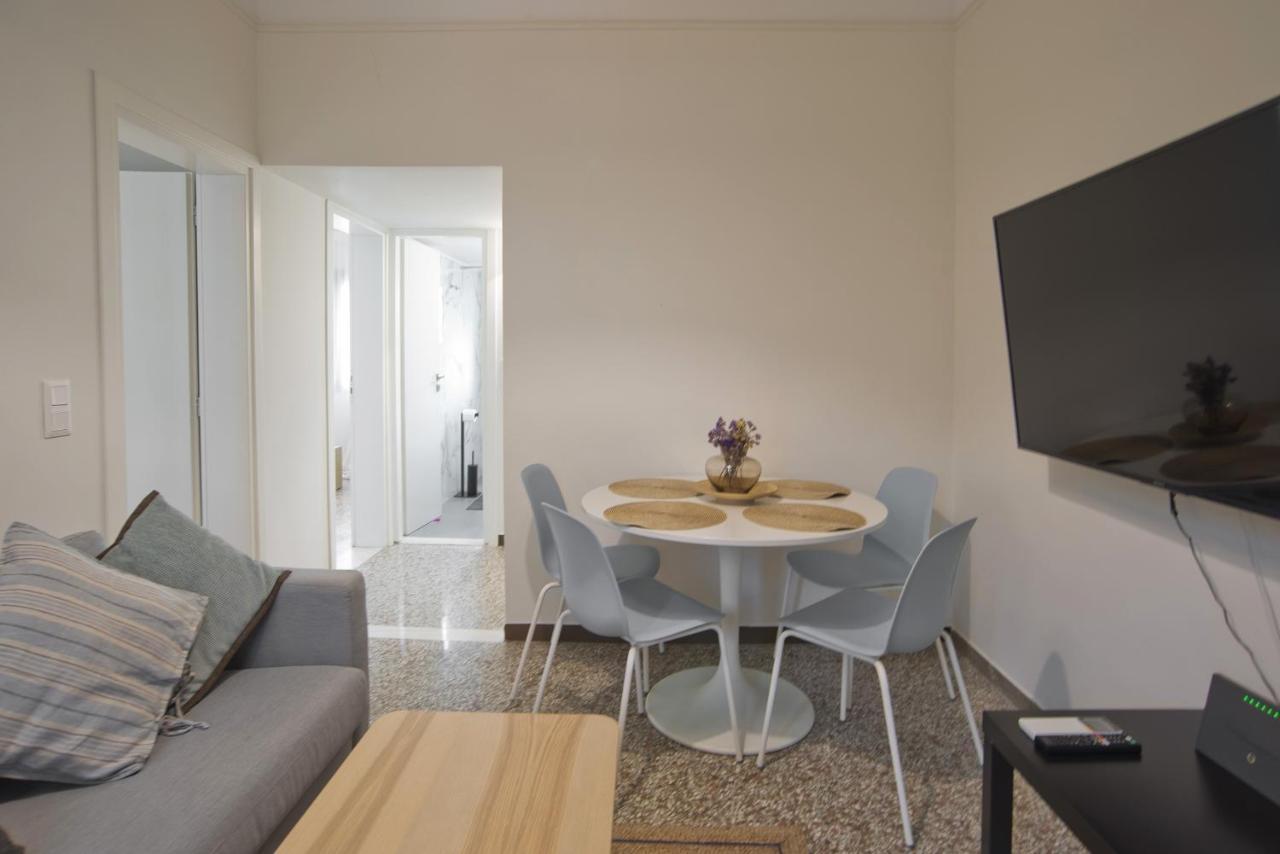Athina Atenas Exterior foto